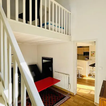 Maison Arcachon: Proche Centre, Plage Et Parc. Terrasse Ensoleillee, 2 Mezzanines, Animaux Acceptes. - Fr-1-433-101 Vakantiehuis *